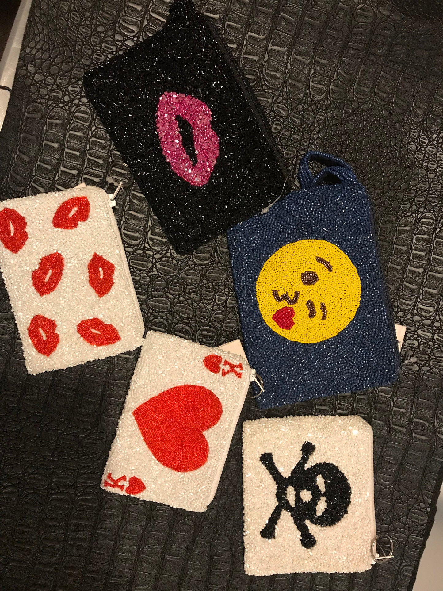 Custom beaded coin pouch, money holder, credit card pouch, lipstick holder, card game money pouch